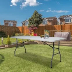 LifeGoods Klaptafel - Inklapbaar - 70x180cm - Verstelbare Vouwtafel - Weerbestendig - Wit 14 LifeGoods Klaptafel - Inklapbaar - 70x180cm - Verstelbare Vouwtafel - Weerbestendig - Wit -Tuin Verkoop 1198x1200 5