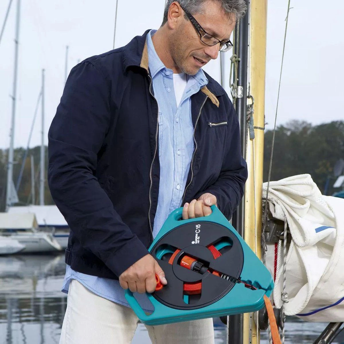 GARDENA Classic Draagcassette Roll-fix C15 Compleet - Inclusief 15 Meter Compact Slang 2 GARDENA Classic Draagcassette Roll-fix C15 Compleet - Inclusief 15 Meter Compact Slang - Image 2