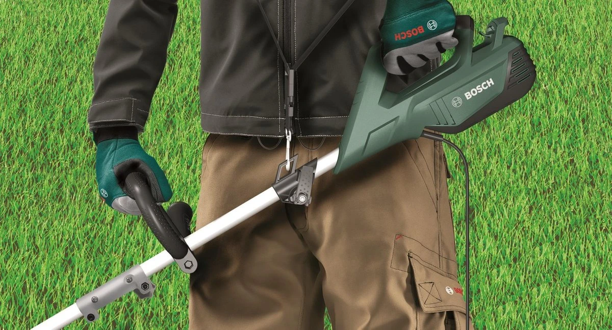 Bosch AFS 23-37 Bosmaaier - 950 W - Op Snoer - Incl. Mes En Draad 4 Bosch AFS 23-37 Bosmaaier - 950 W - Op Snoer - Incl. Mes En Draad - Image 4