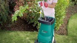 Bosch AXT Rapid 2200 Hakselaar - 2200 W - 90 Kg/u -Tuin Verkoop 1200x675 6