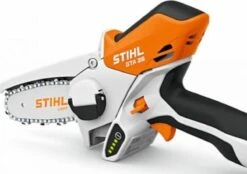 Stihl Accu Mini Kettingzaag SET - Snoeischaar - Snoeizaag - Hand Kettingzaag - Professioneel- Hovenier- Tuinman -Tuin Verkoop 1200x847