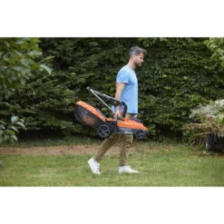 Black & Decker BLACK+DECKER 2x18V Grasmaaier BCMW33184L2-QW 33 Cm Incl. Twee 4,0 Ah Accu's -Tuin Verkoop 123 494