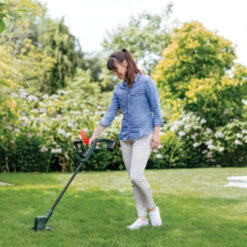 Bosch 18V Trimmer EasyGrassCut 18-230 23cm Incl. 2,0Ah Accu 5 Bosch 18V Trimmer EasyGrassCut 18-230 23cm Incl. 2,0Ah Accu -Tuin Verkoop 123 699