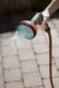 GARDENA - Comfort Broeskop - 5 Straalsoorten - Grijs -Tuin Verkoop 800x1200 12